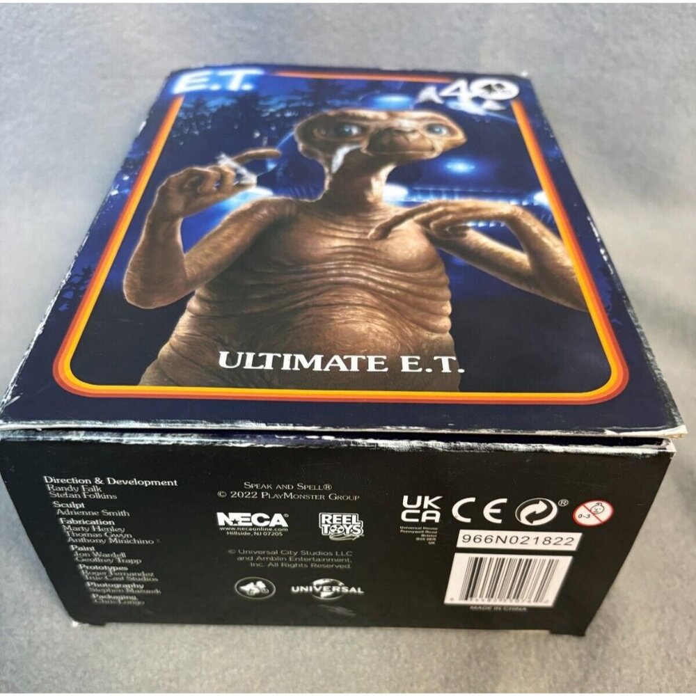 NECA - E.T. - 40th Anniversary E.T. Ultimate 7 Action Figure New With Box - Picture 5 of 8